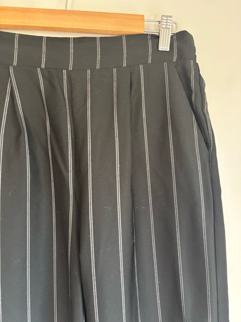 Forever 21 Black Pinstripe Wide-Leg Pants - Picture 3 of 6